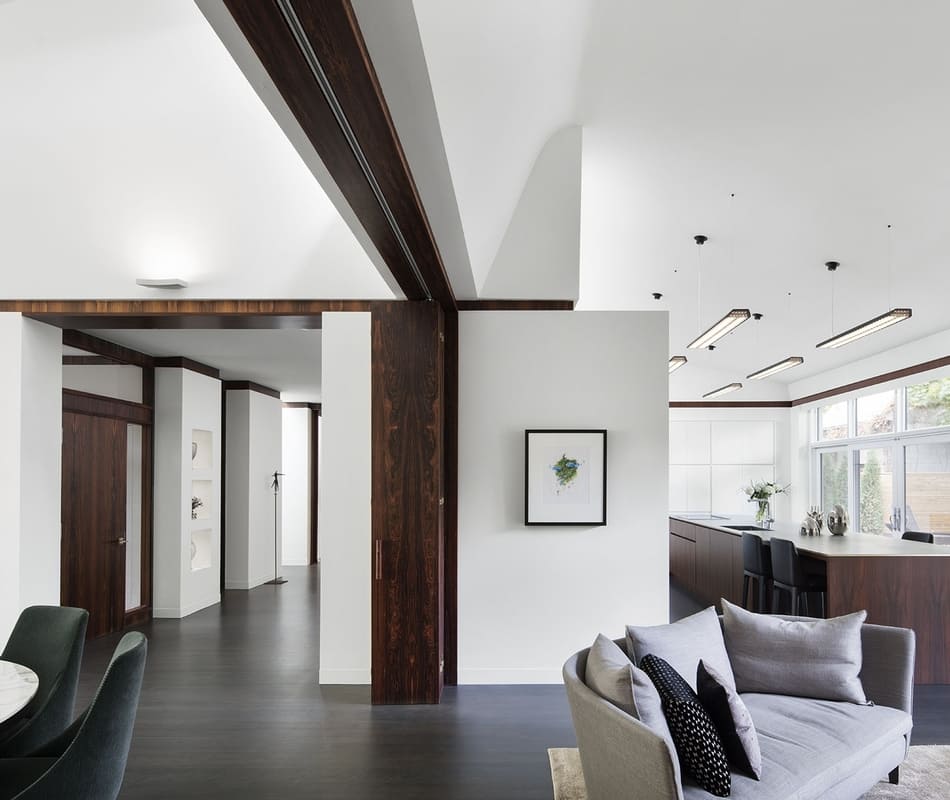 07 TIFF BAKER (cover)